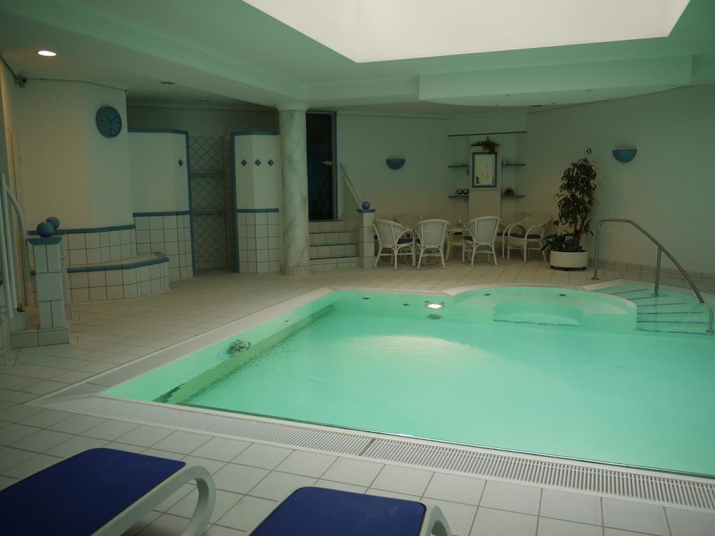 Hotel Ebner Bad Königshofen im Grabfeld Buitenkant foto