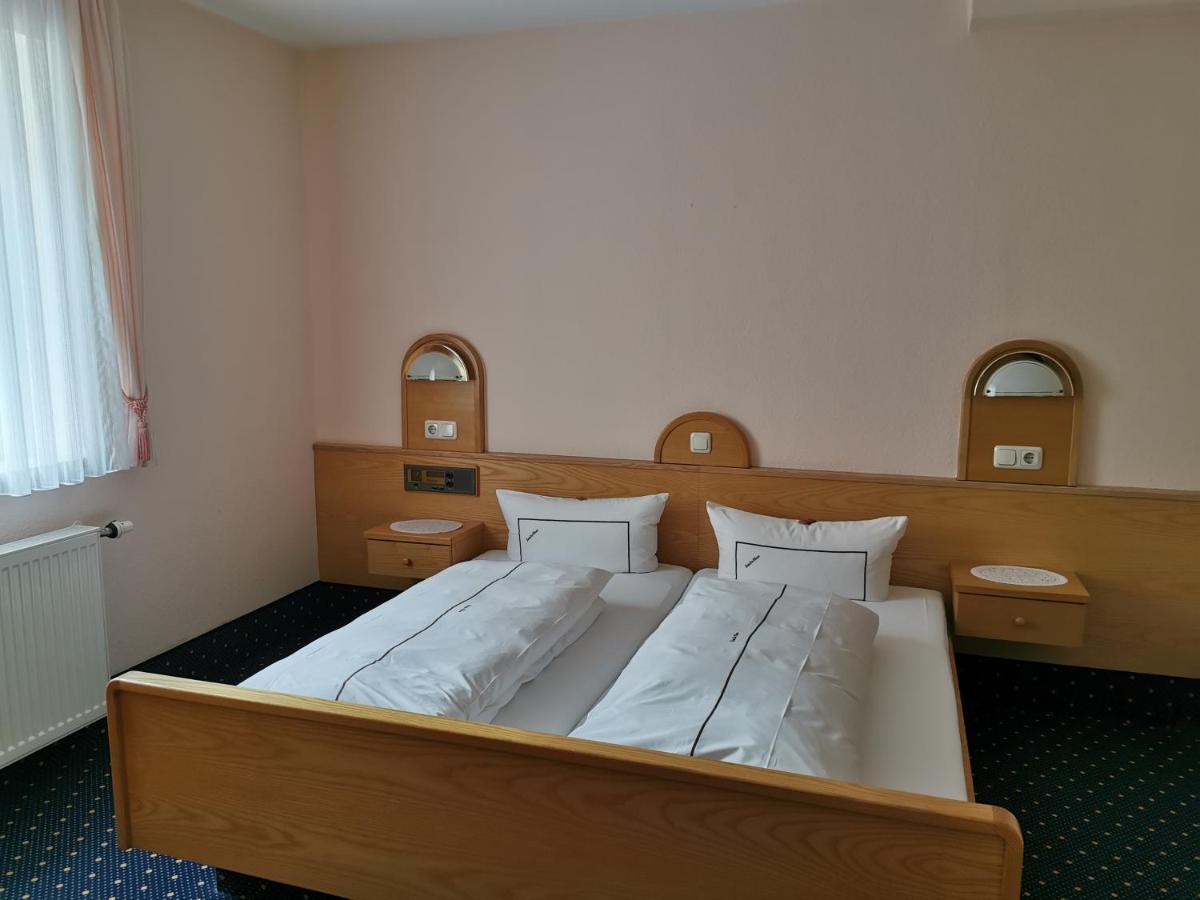 Hotel Ebner Bad Königshofen im Grabfeld Buitenkant foto